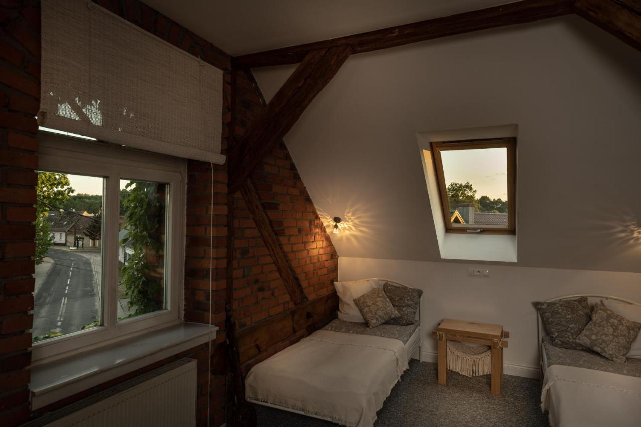 Mily Mlyn Apartment Lubrza  ภายนอก รูปภาพ