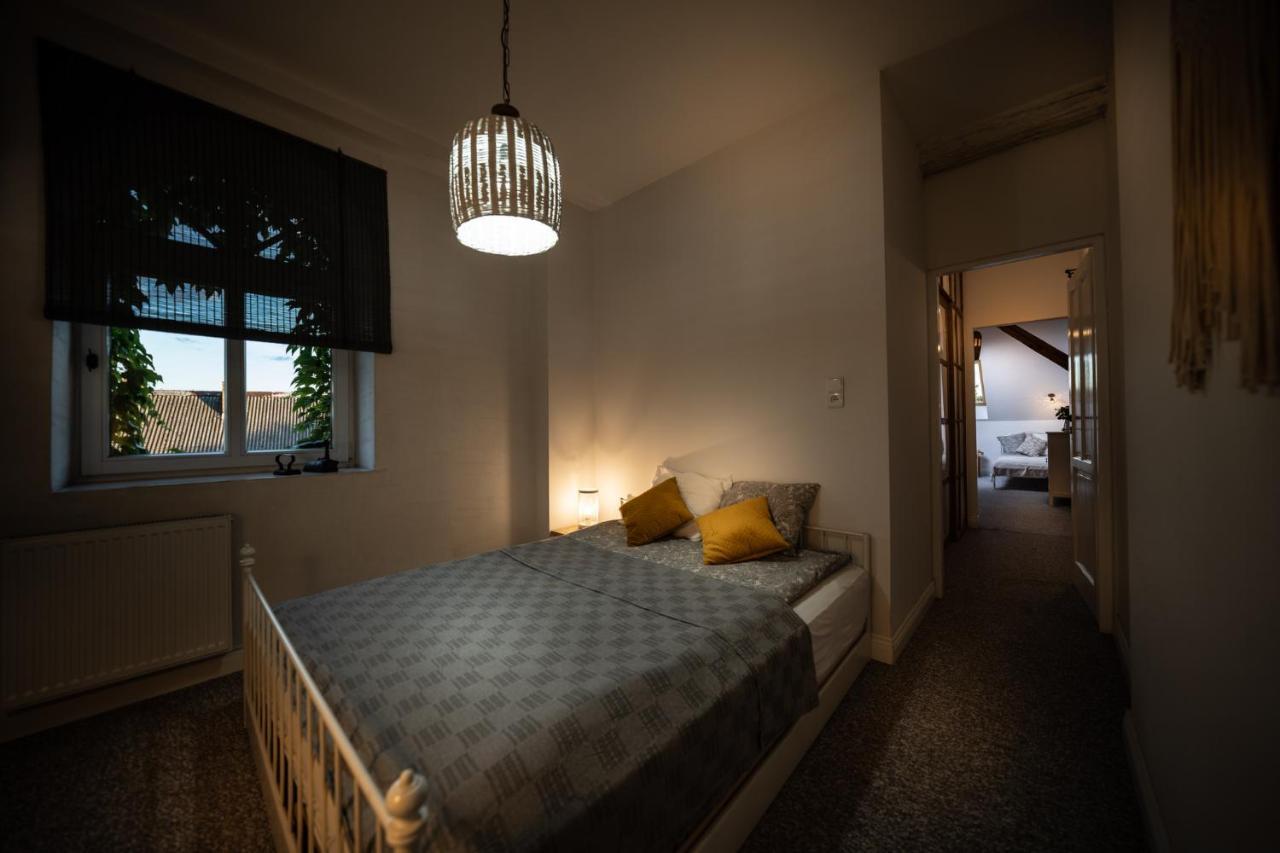 Mily Mlyn Apartment Lubrza  ภายนอก รูปภาพ