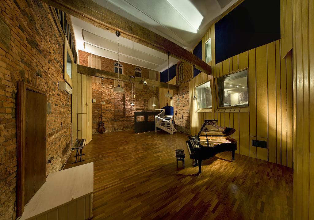 Mily Mlyn Apartment Lubrza  ภายนอก รูปภาพ